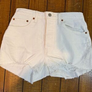 NWOT Levi's White Jean Shorts for Women